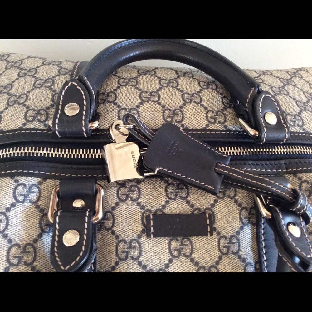 ⭐️SOLD⭐️GUCCI Coated Canvas Large Carry Duffle Bag - Picture 4 of 8
